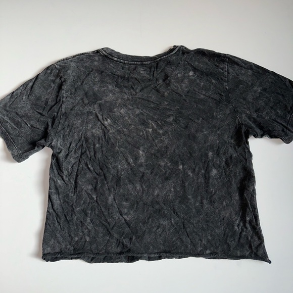 Bratz Rock Angelz Crop Top T-Shirt Women’s Small Black Acid Wash Red Graphic - Picture 4 of 5